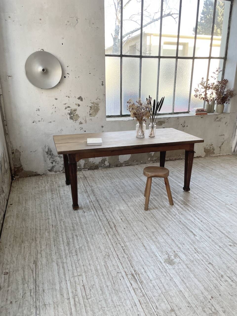 Solid oak farmhouse table 185cm