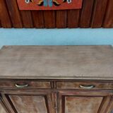 Sanded Parisian buffet