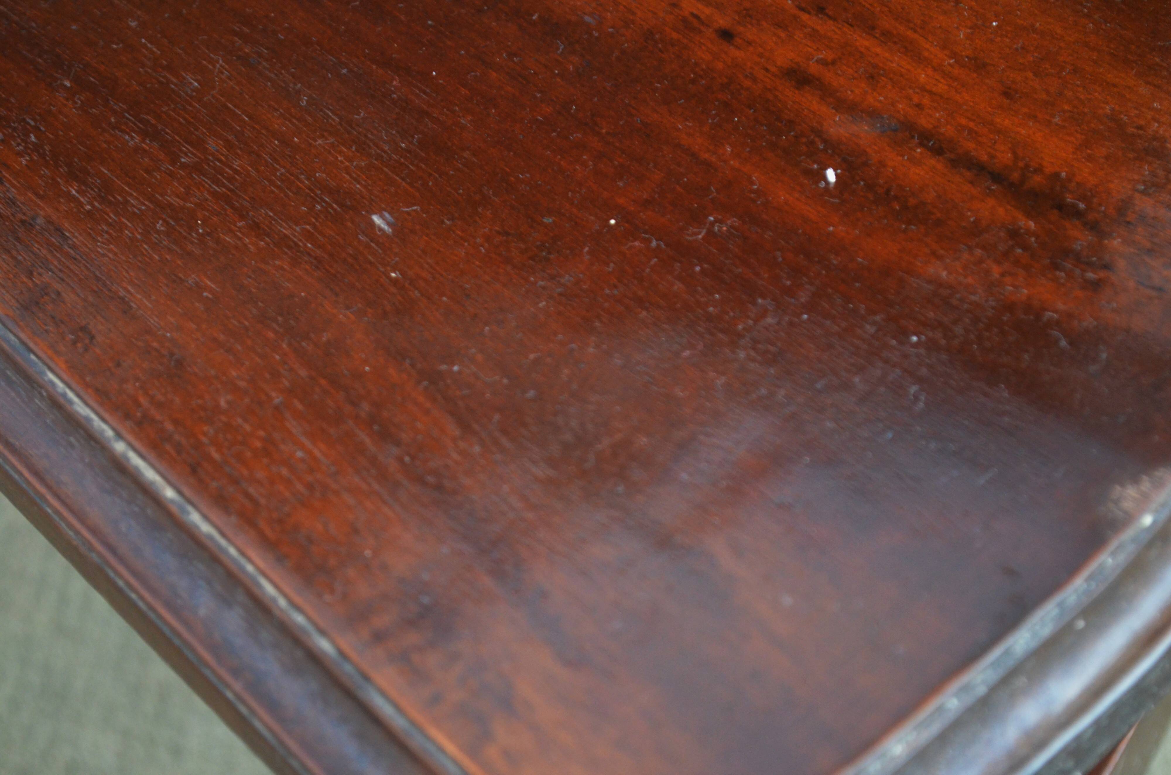 Spiral staircase for library made of mahogany wood