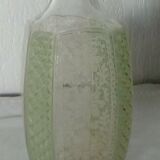 Carafe en verre gravé effet dentelle cote pointe de diamant ancienne