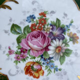 Pie dish with shovel