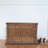 Wicker basket and wood