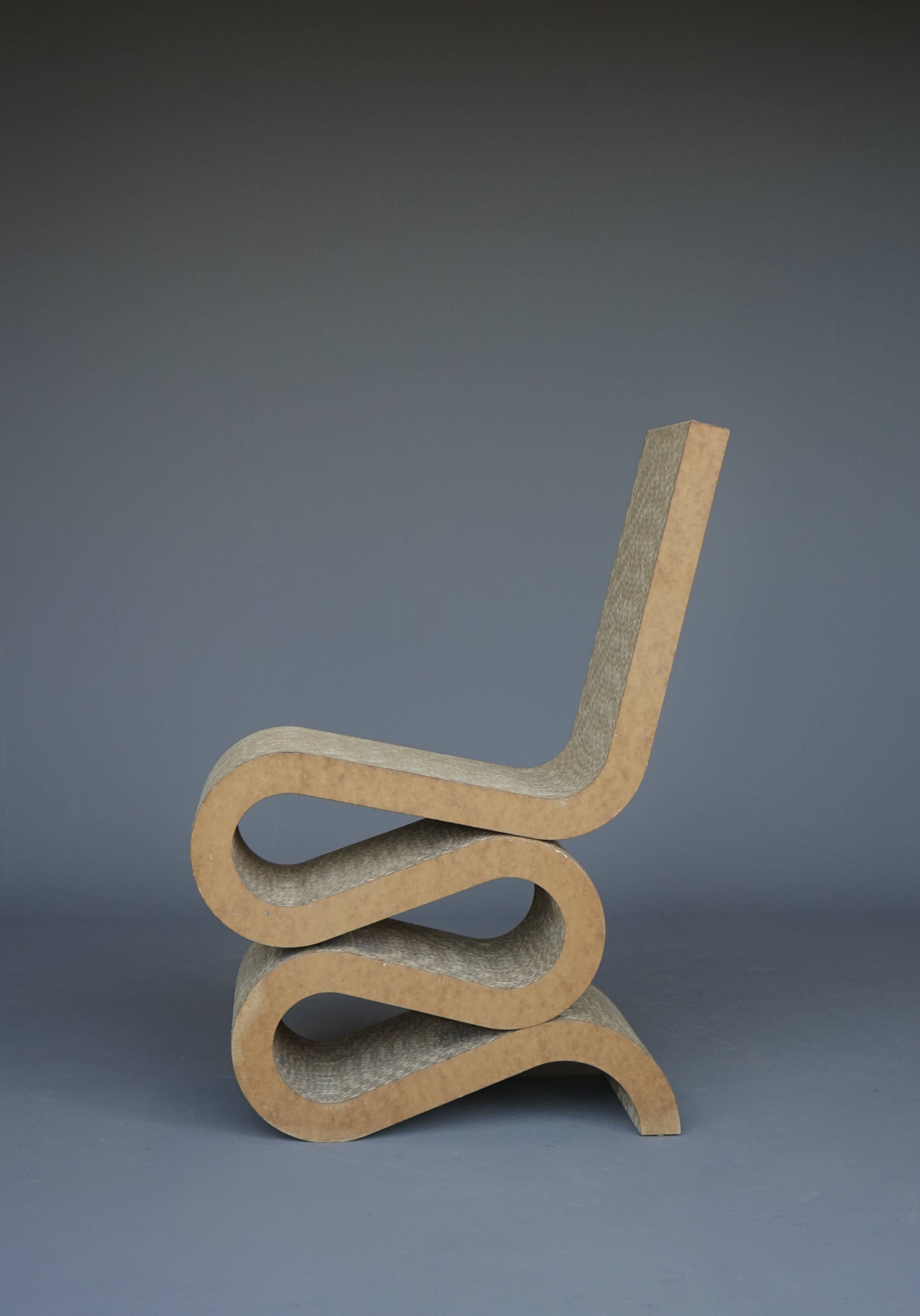 Chaise latérale 'Wiggle' Easy Edges par Frank Gehry, édition Vitra des années 1990.