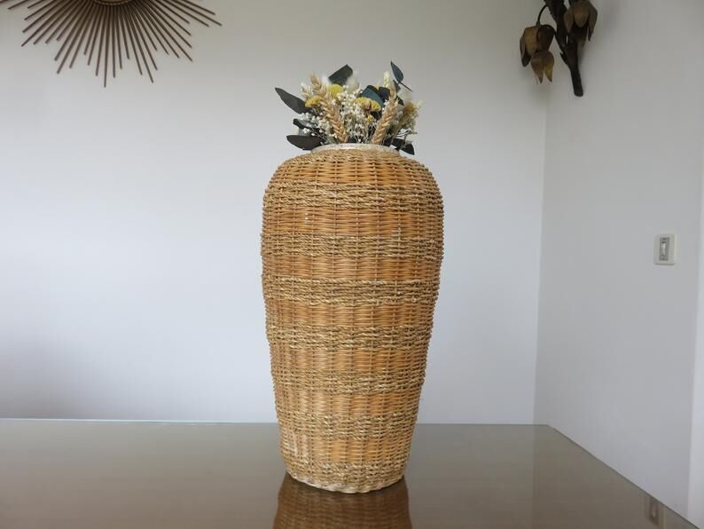 Rattan vase, braided rope and 80s ceramics