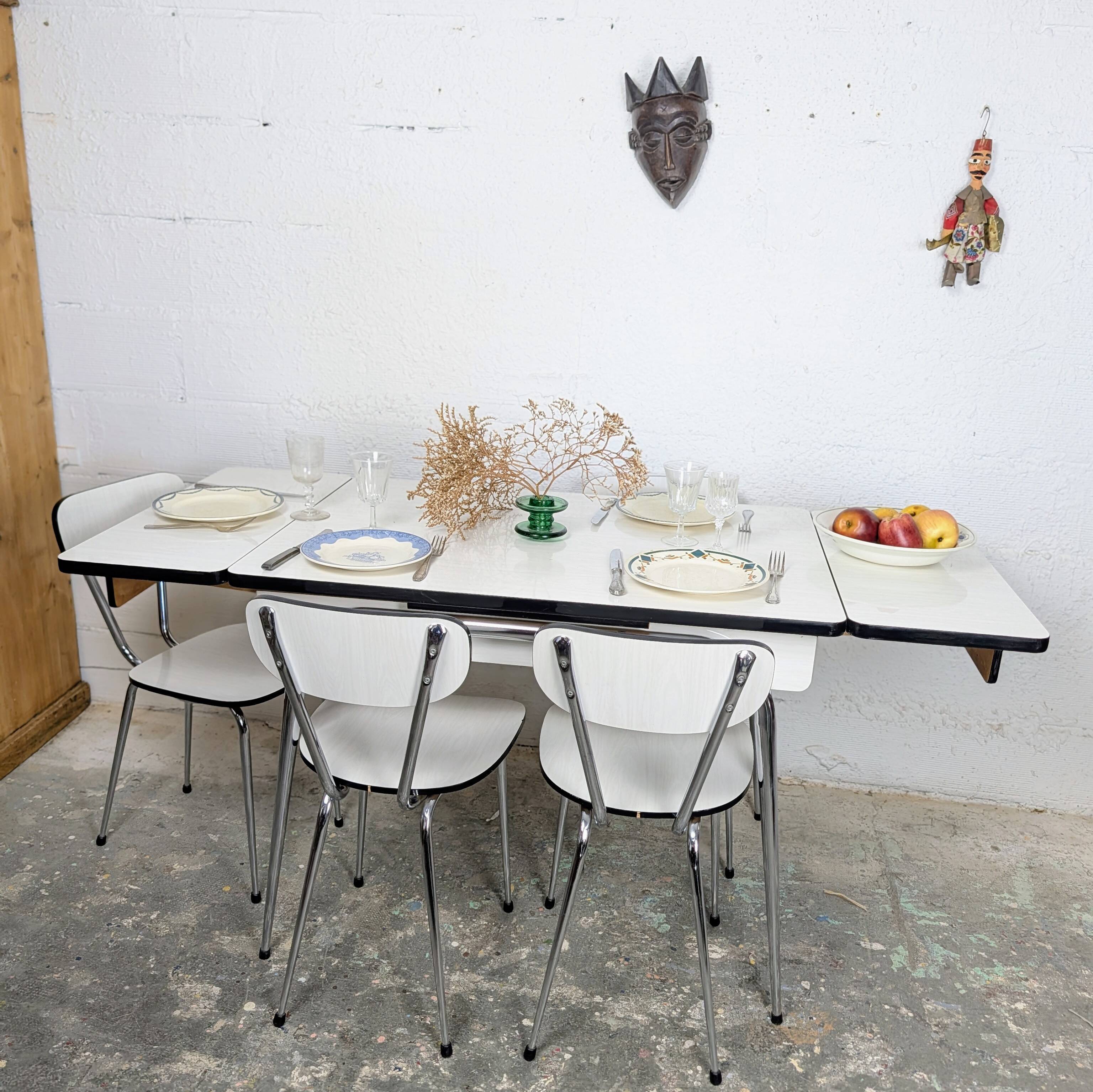 Table extensible en formica