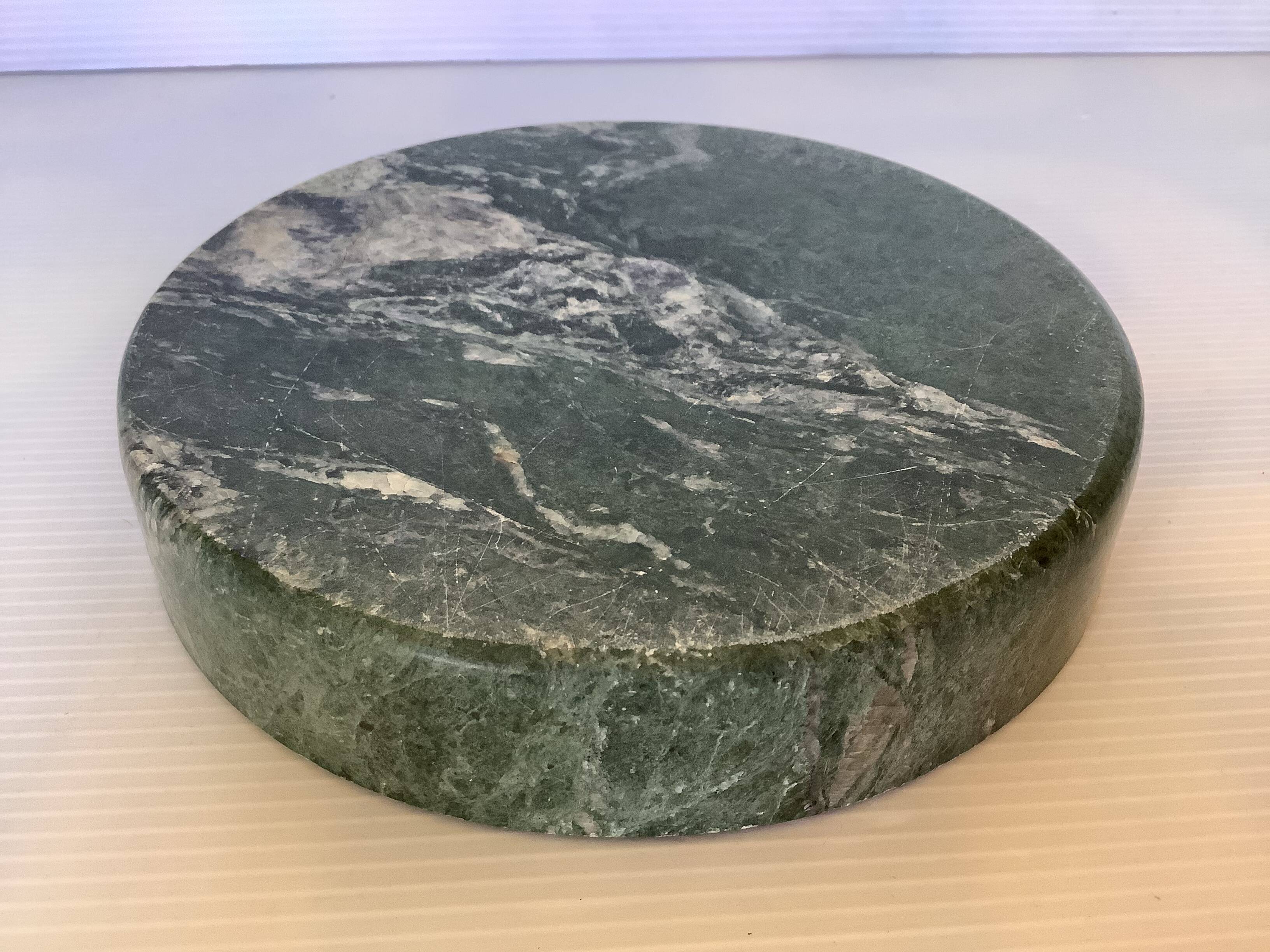 Empty green marble ashtray pocket