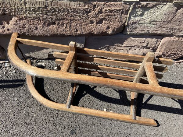 Luge traineau ancien alsace décoration noel style davos