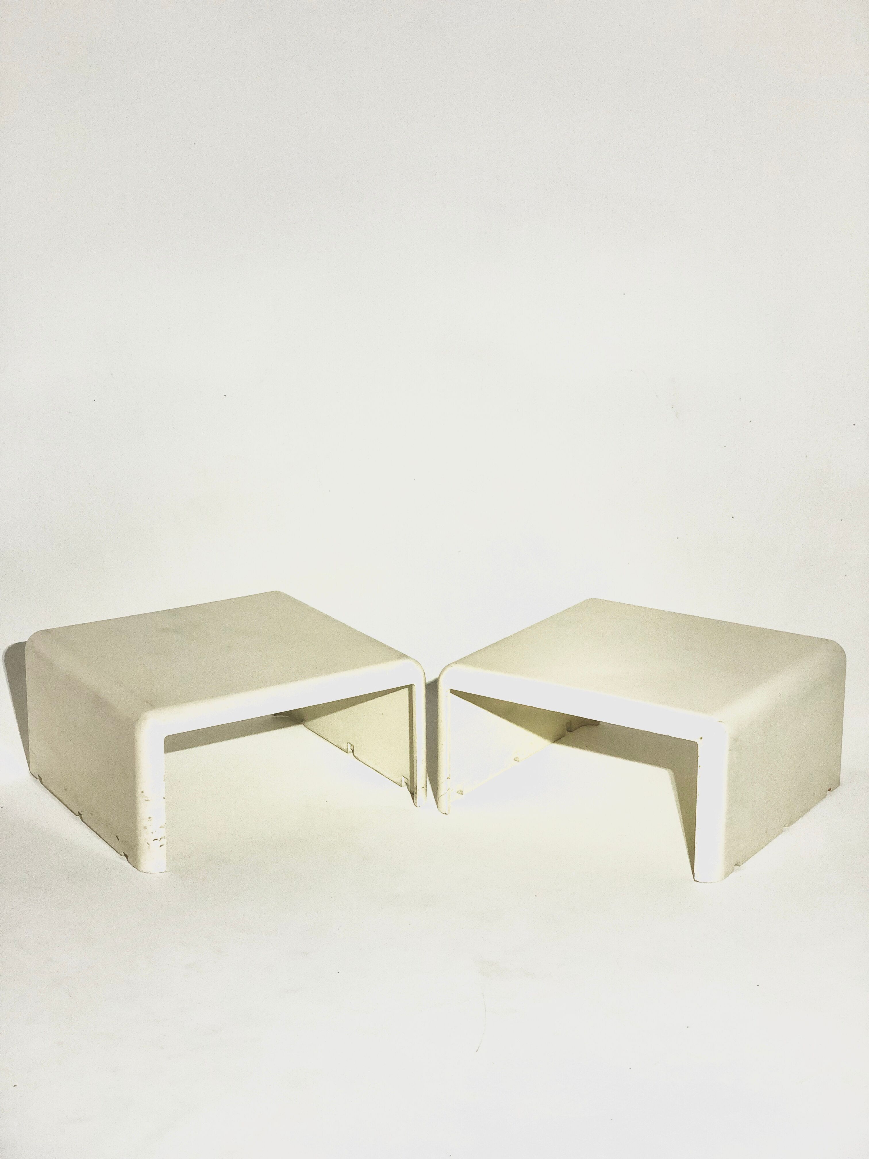 Pair of vintage coffee table made entirely of plastic - 1970/80