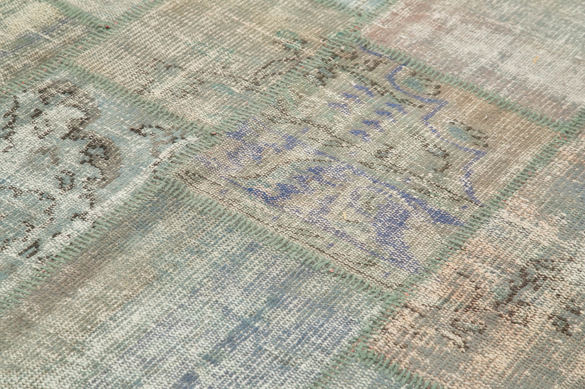 Handwoven Anatolian Contemporary 176 cm x 242 cm Grey Patchwork Carpet