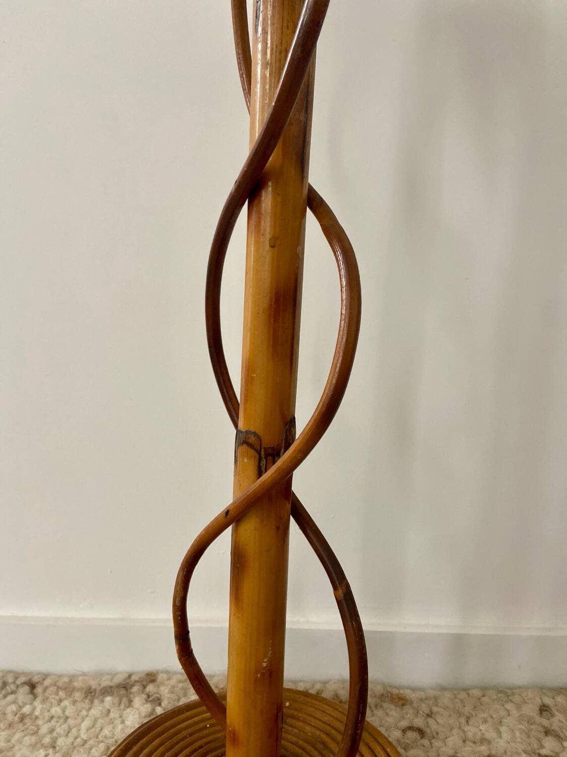 Vintage rattan ashtray