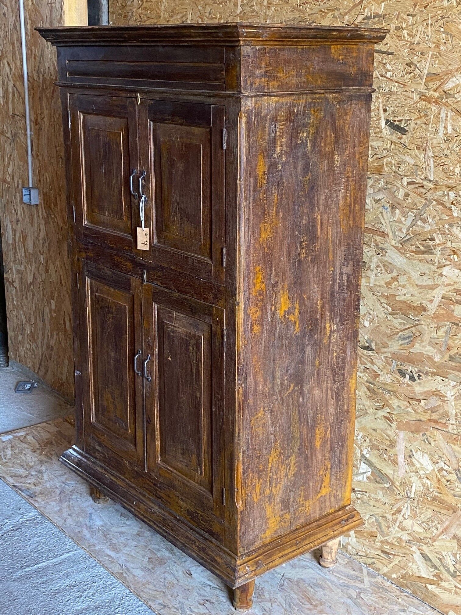Armoire en teck ancien