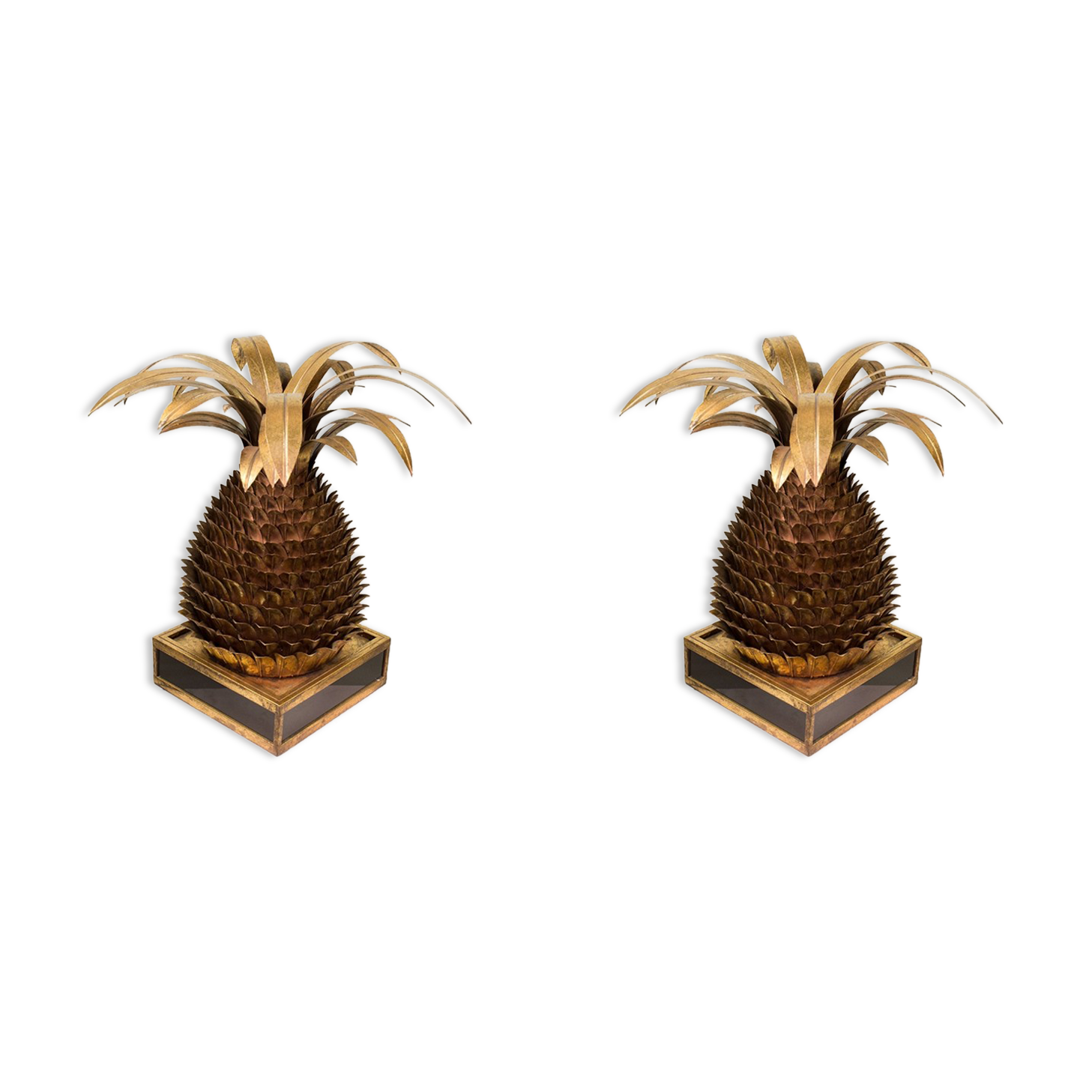Pair of pineapple palm tree lamps