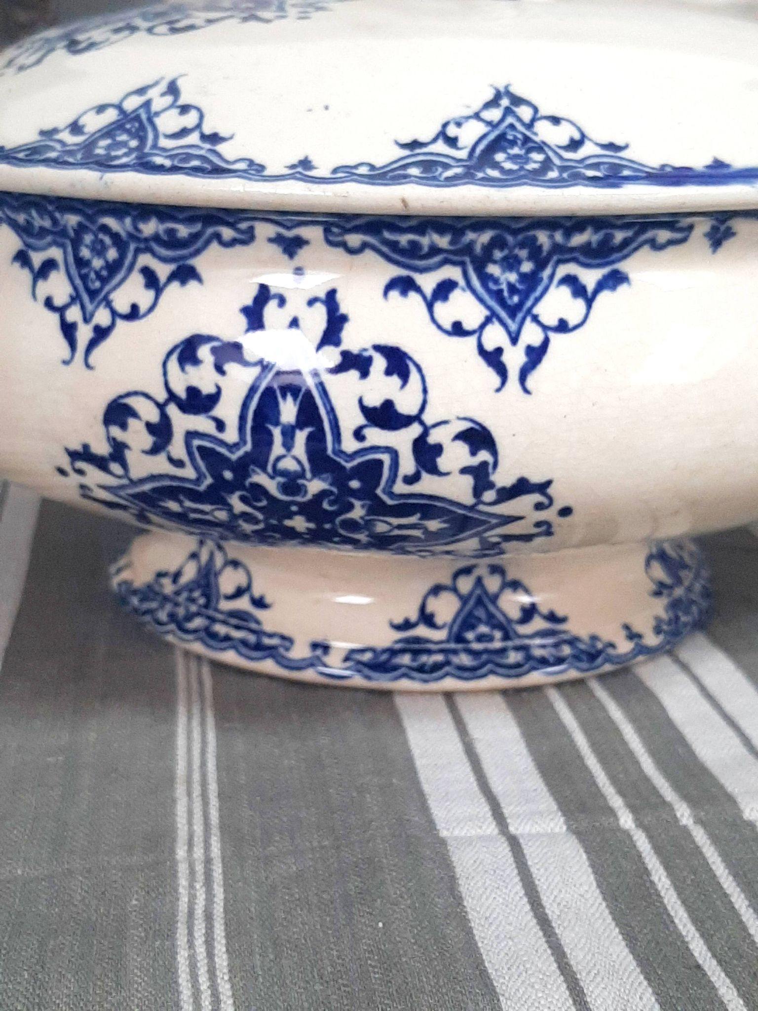 Ironstone soup tureen from the 19th century.