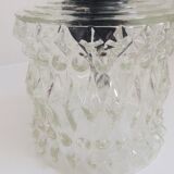 Chiseled glass suspension