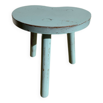 Mushroom tripod stool
