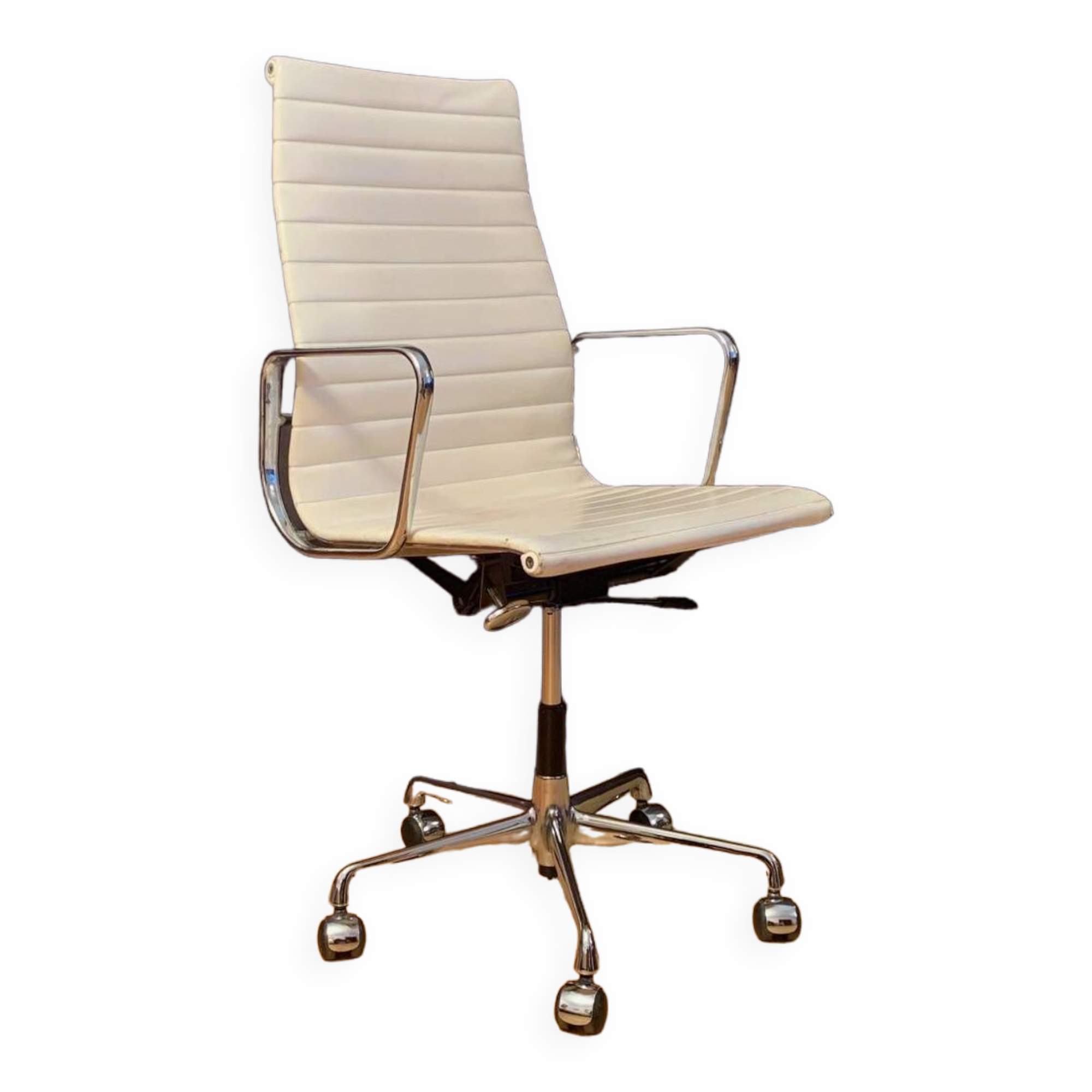 EA 119 armchair designed by Charles & Ray Eames, Herman Miller, 1970s