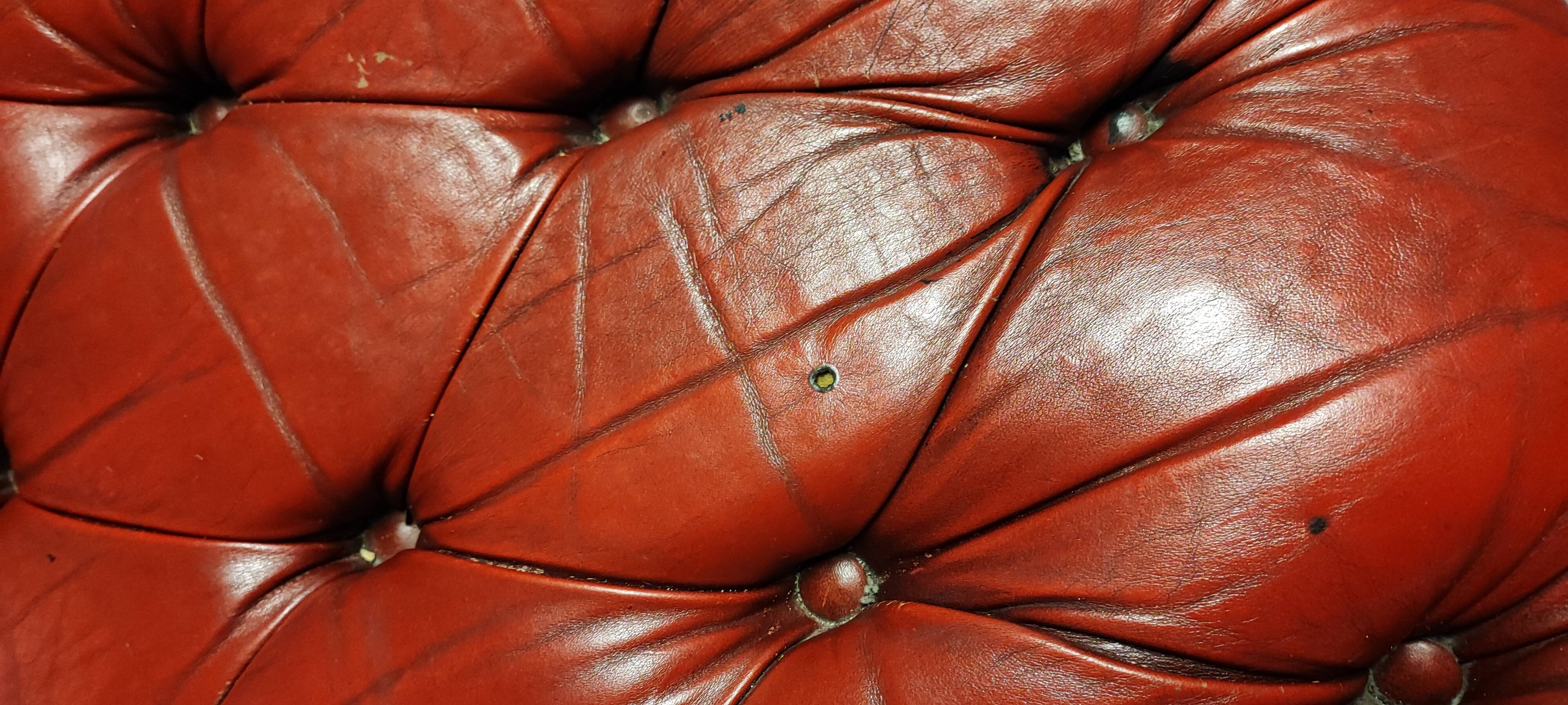 3-seater Chesterfield sofa in red leather