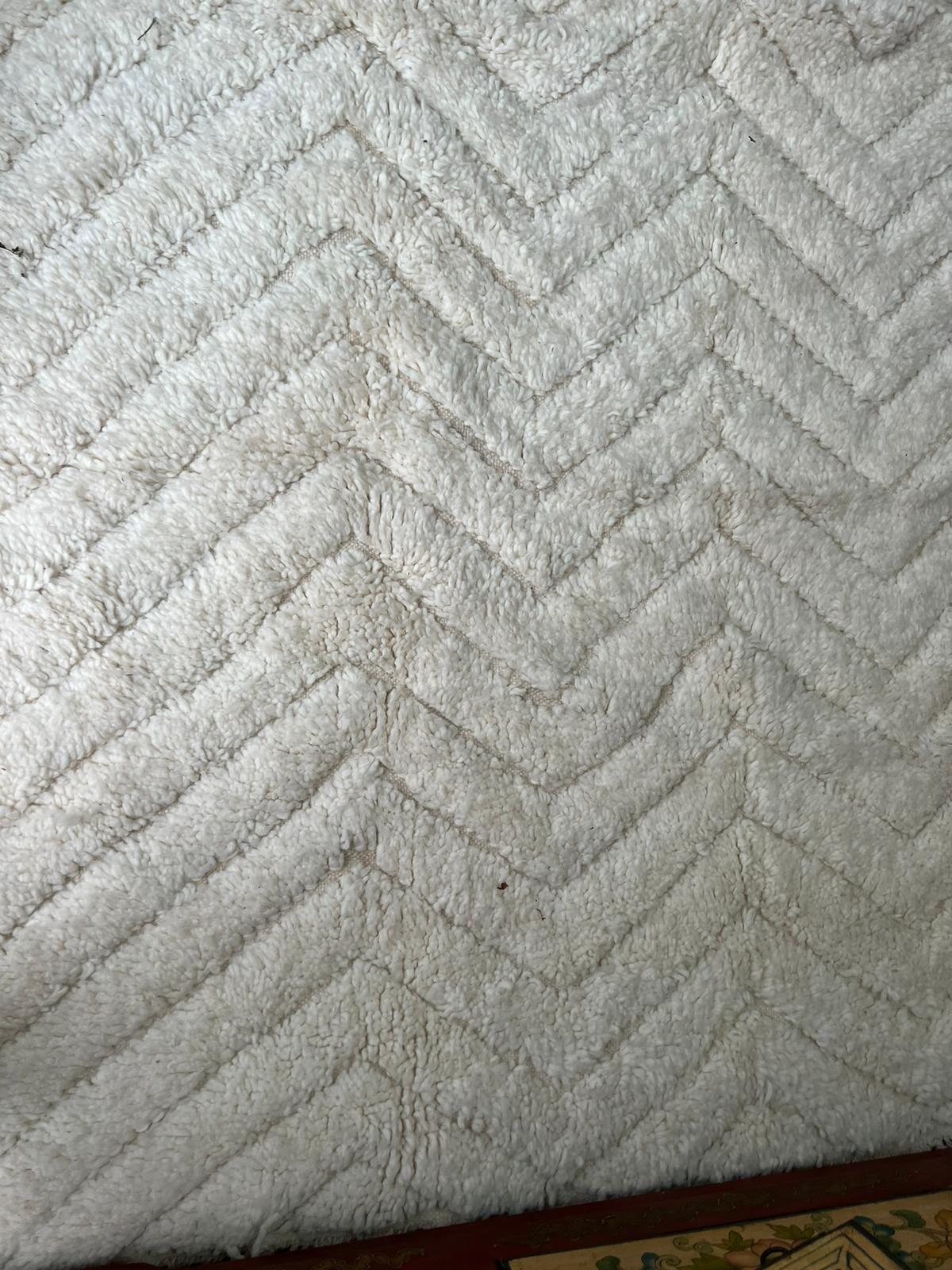 Berber carpet 2m4x1m45