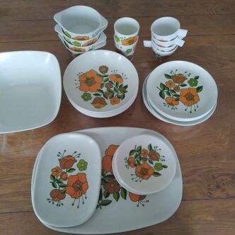 Vintage Tefal picnic tableware