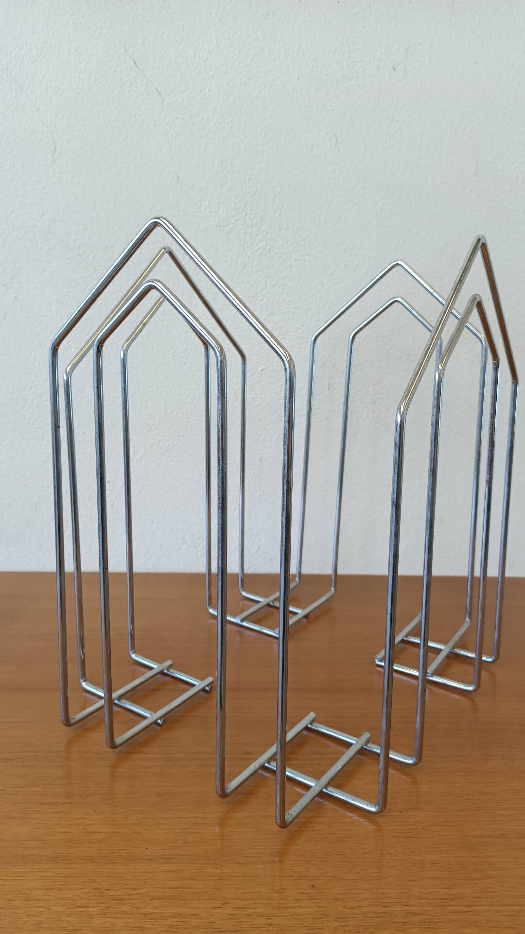 Chrome magazine rack