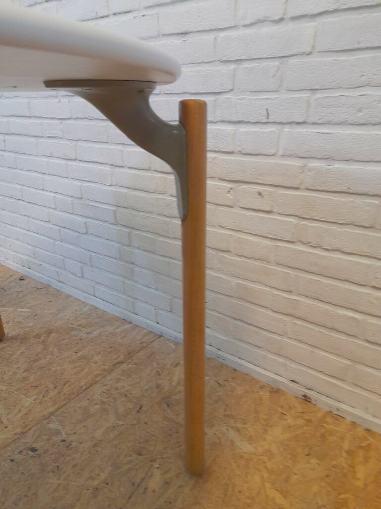 Table Bruno Rey