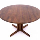 Walnut dining table, mid century modern, Denmark, 1960s.
