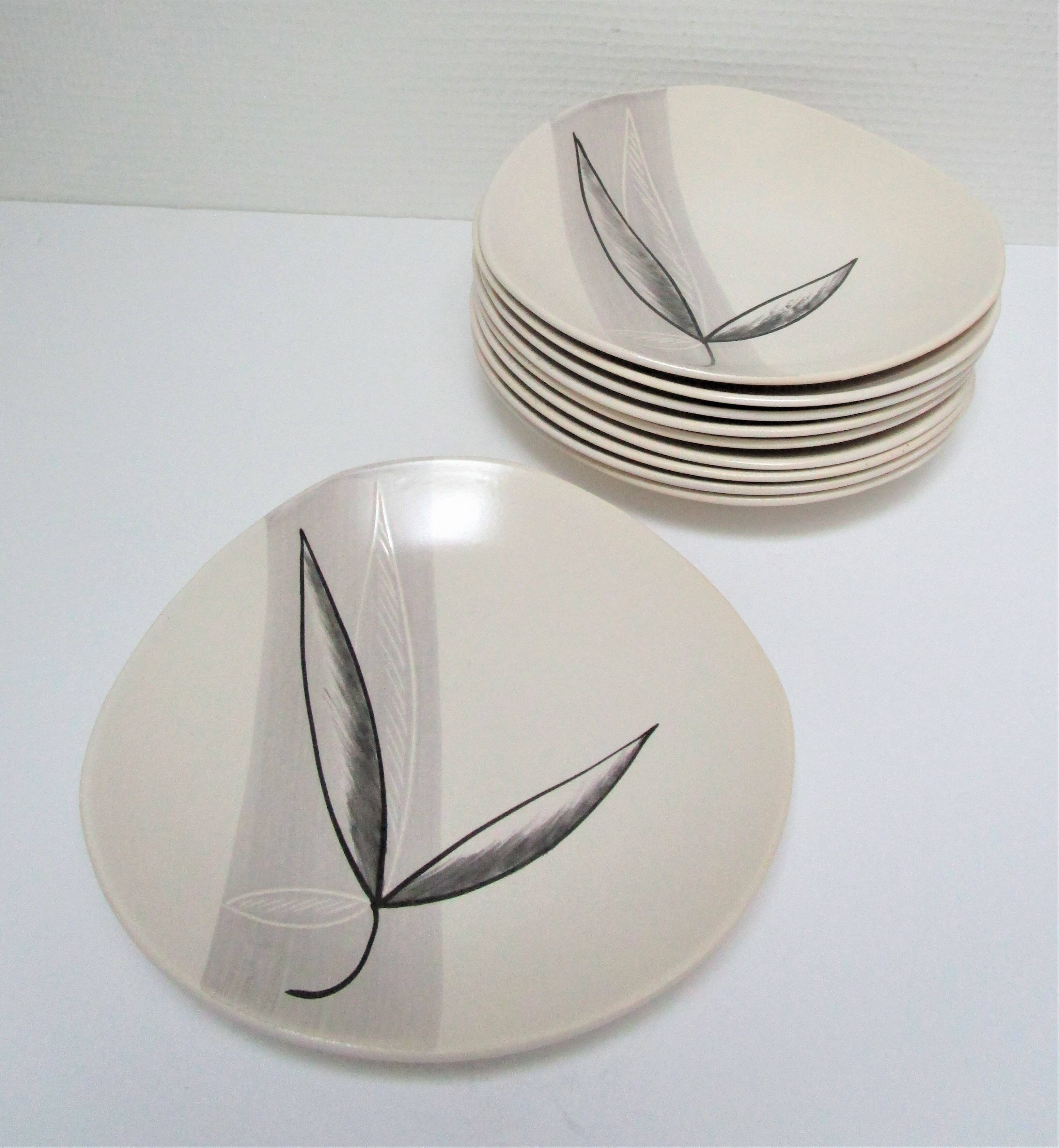 Ten Pornic design plates from the 60s, "Lotus" model