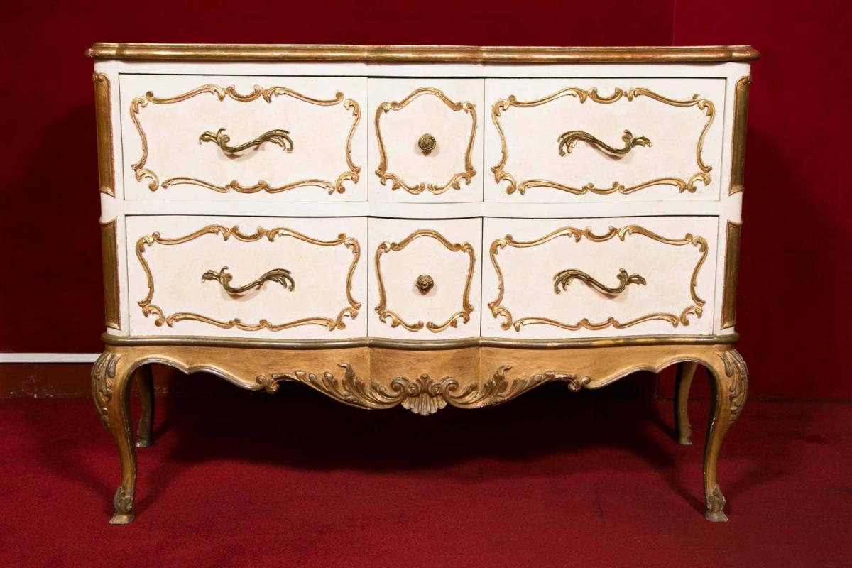 1950s Italian commodity in painted and gilded wood