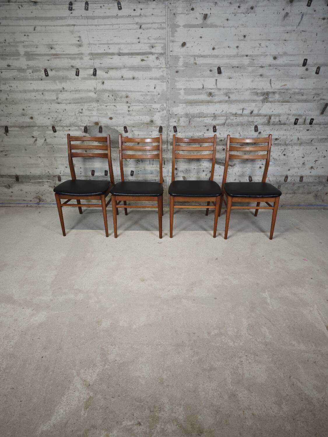 Set of 4 vintage skai chairs