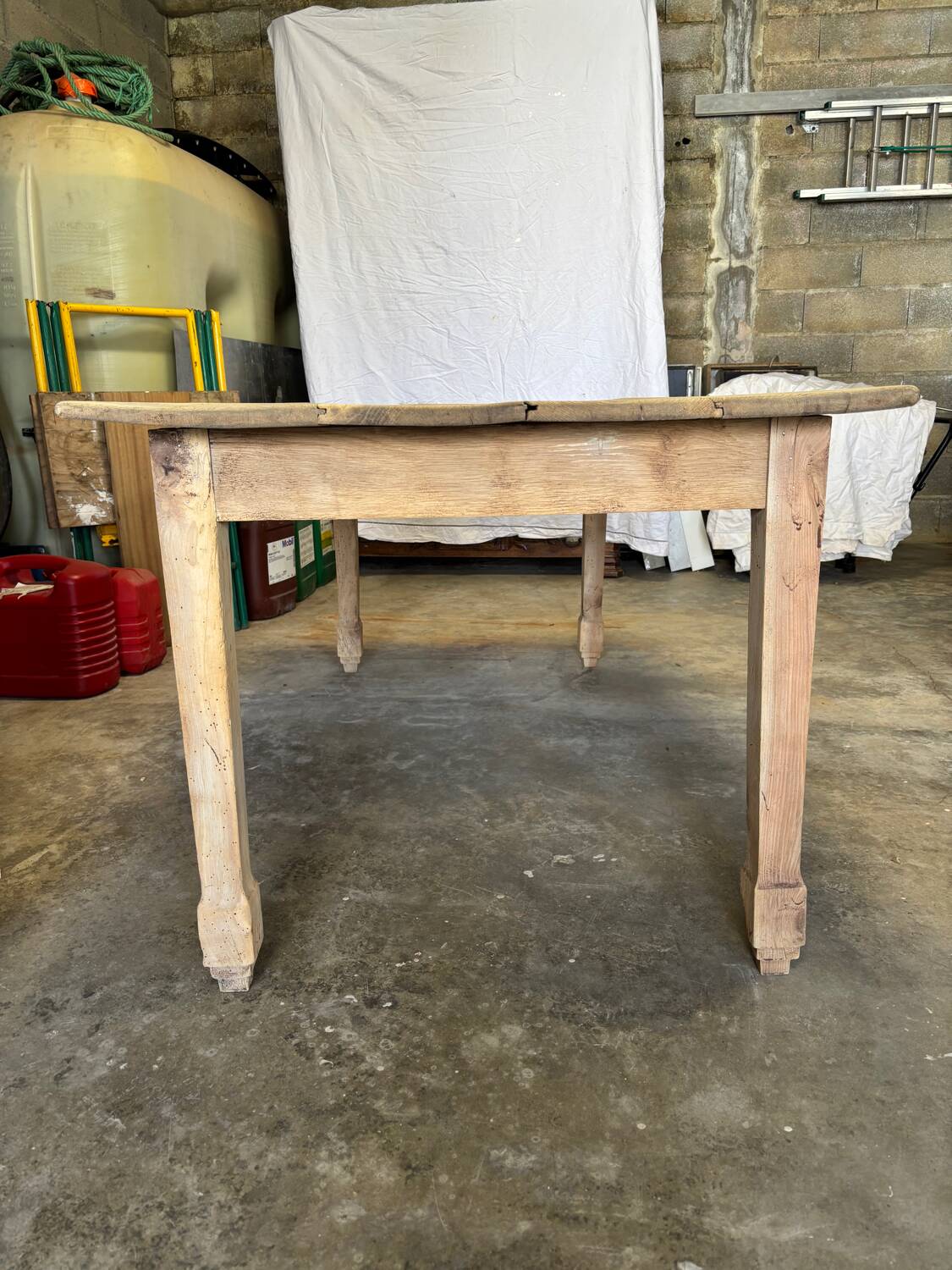 Farmhouse table