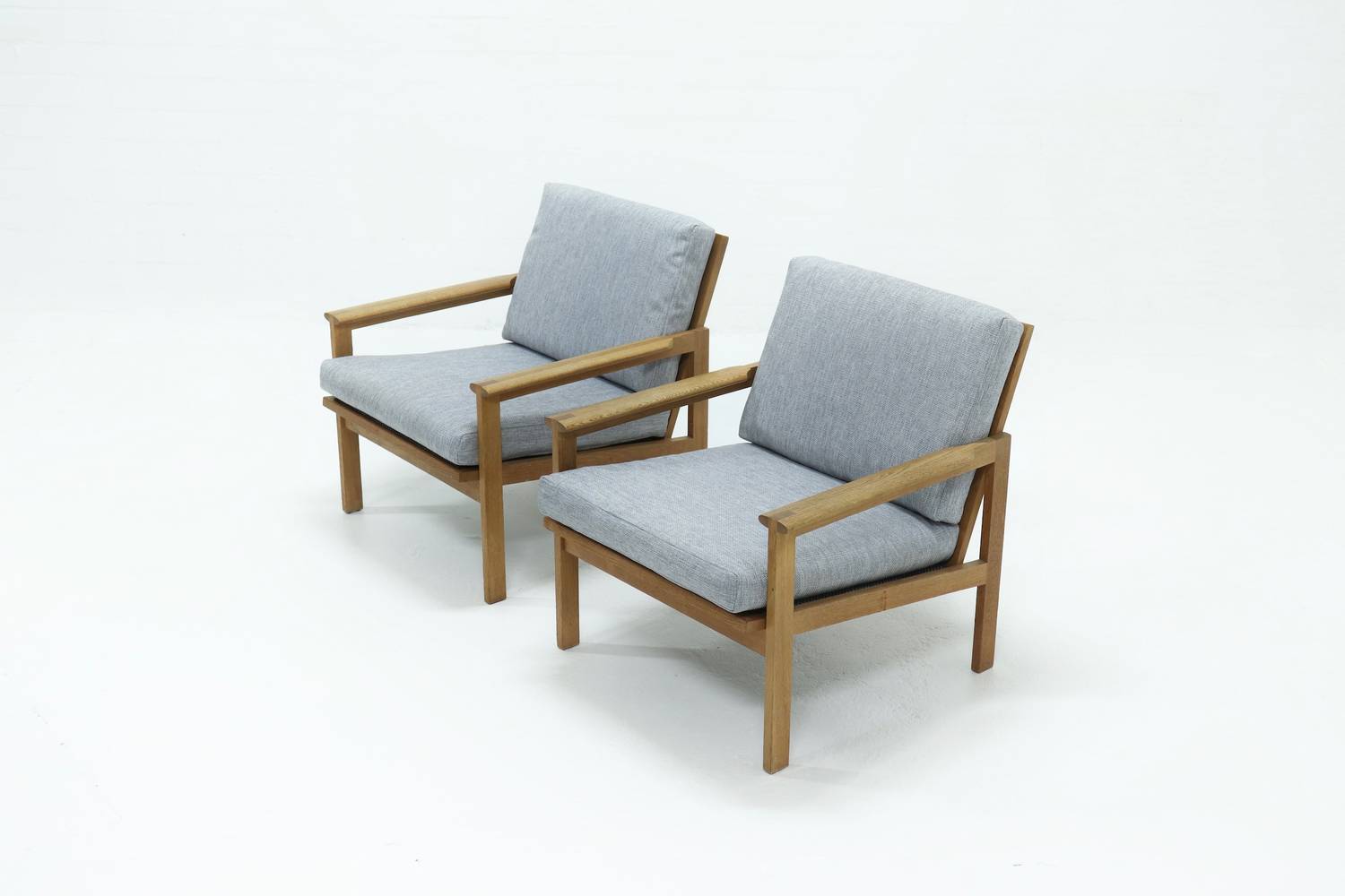 Lot of 2 capella chairs by Illum Wikkelso for N.Eilersen 1960s