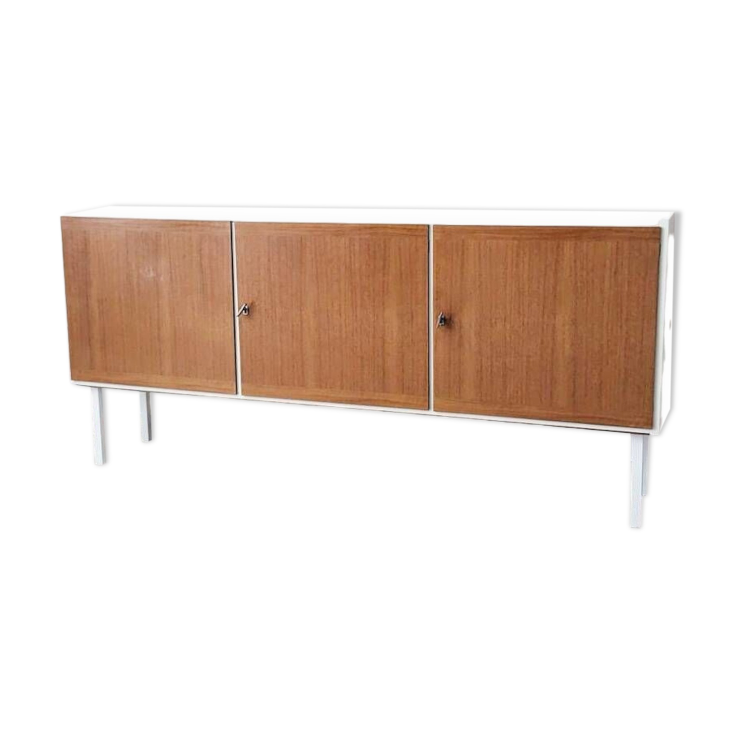 Vintage 3-door sideboard