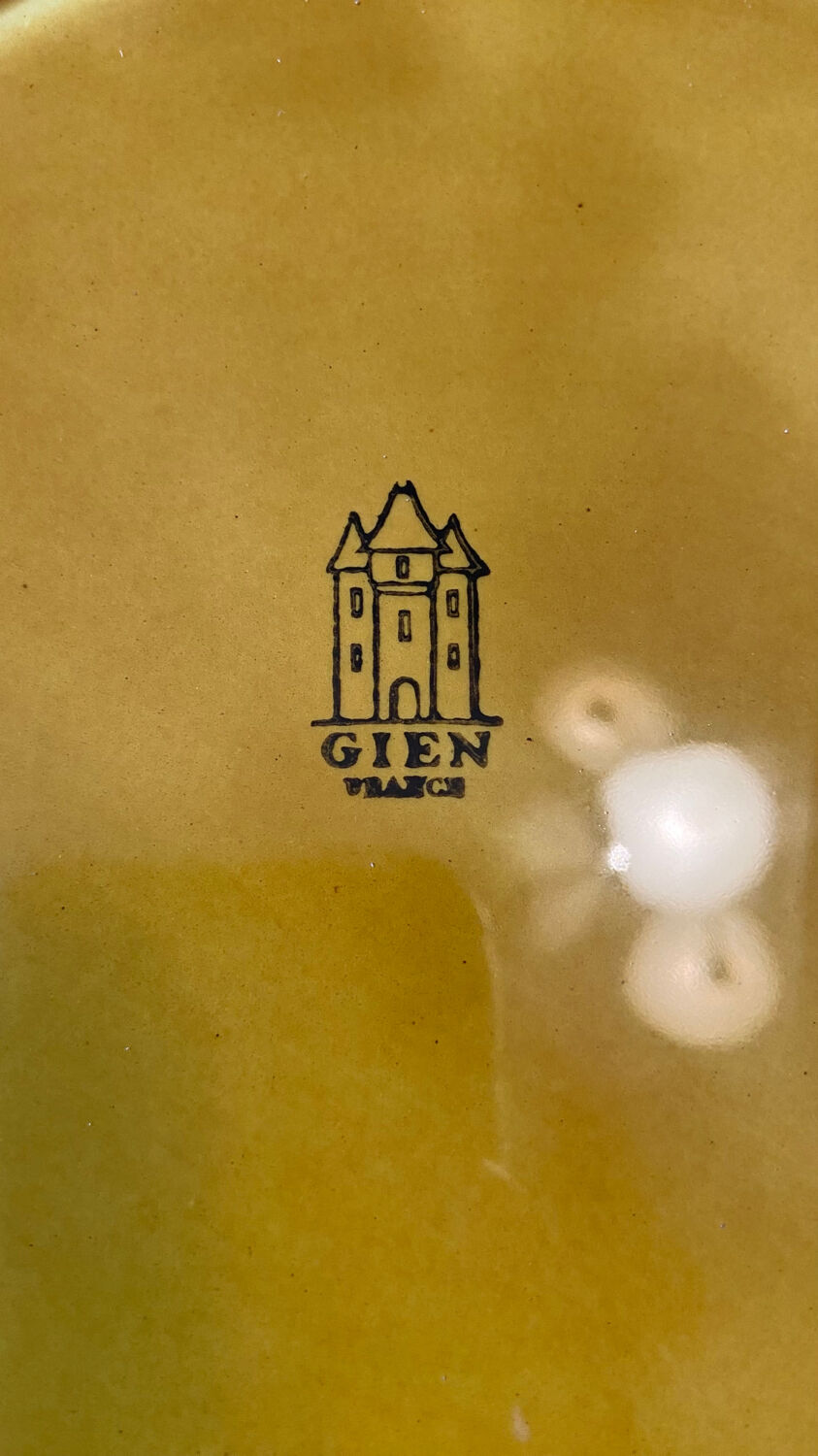 Service of 8 asparagus plates and its 2 sauce boats Gien 1960