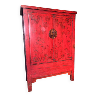 Old Chinese 2-door wardrobe