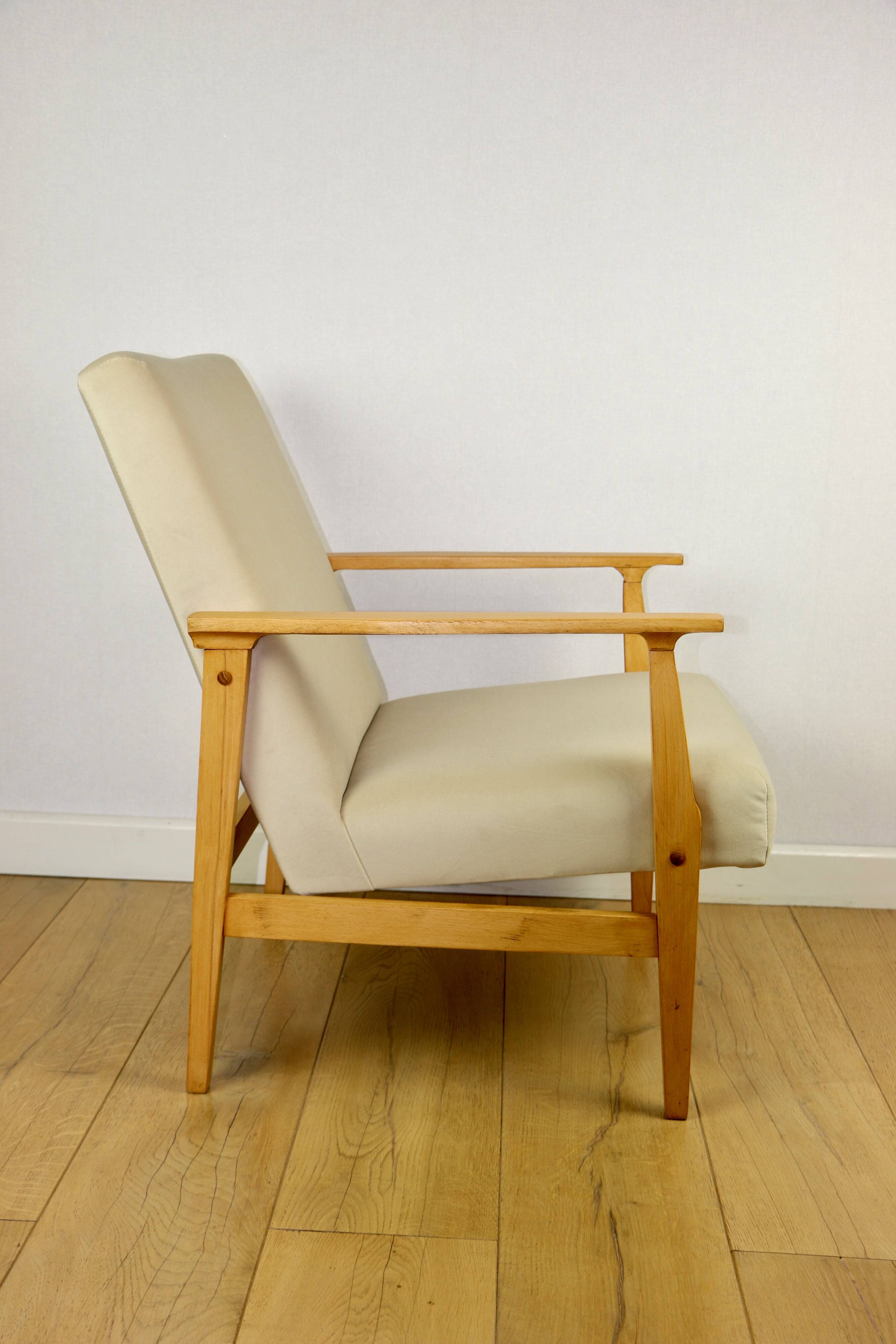 Classic armchair Vintage 70s beige - Jade series
