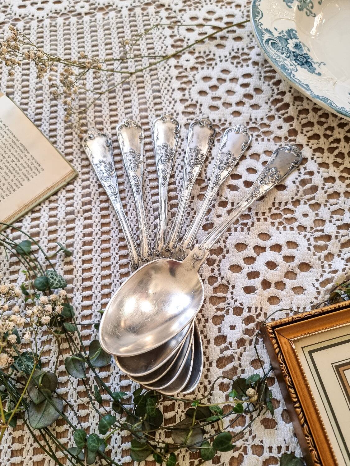 6 silver-plated metal soup spoons, 12g, art nouveau