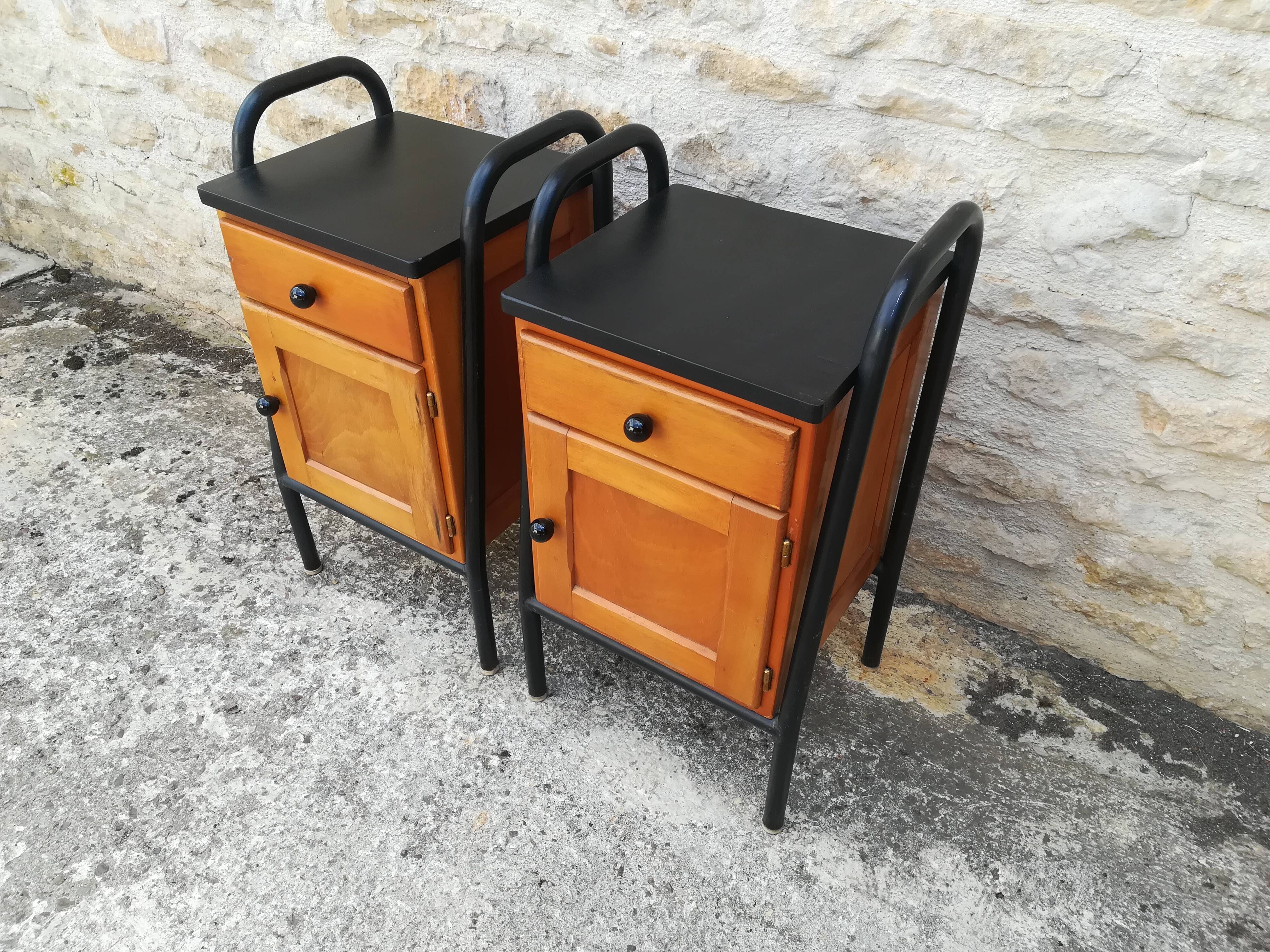 Bedside tables feet tubs
