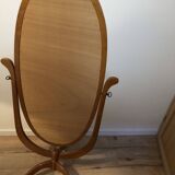 Psyche, oval standing mirror