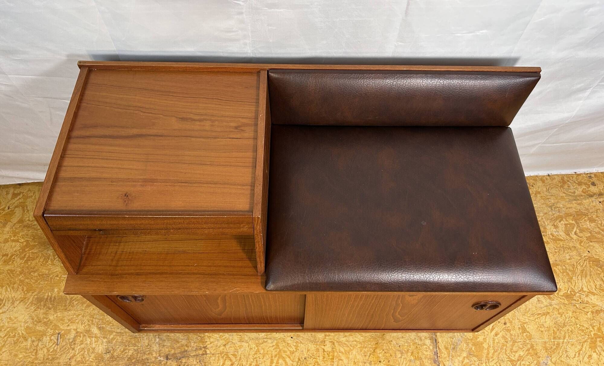 Mid-Century Retro Vintage Teak Telephone Seat / Bench by Chippy Heath 1960