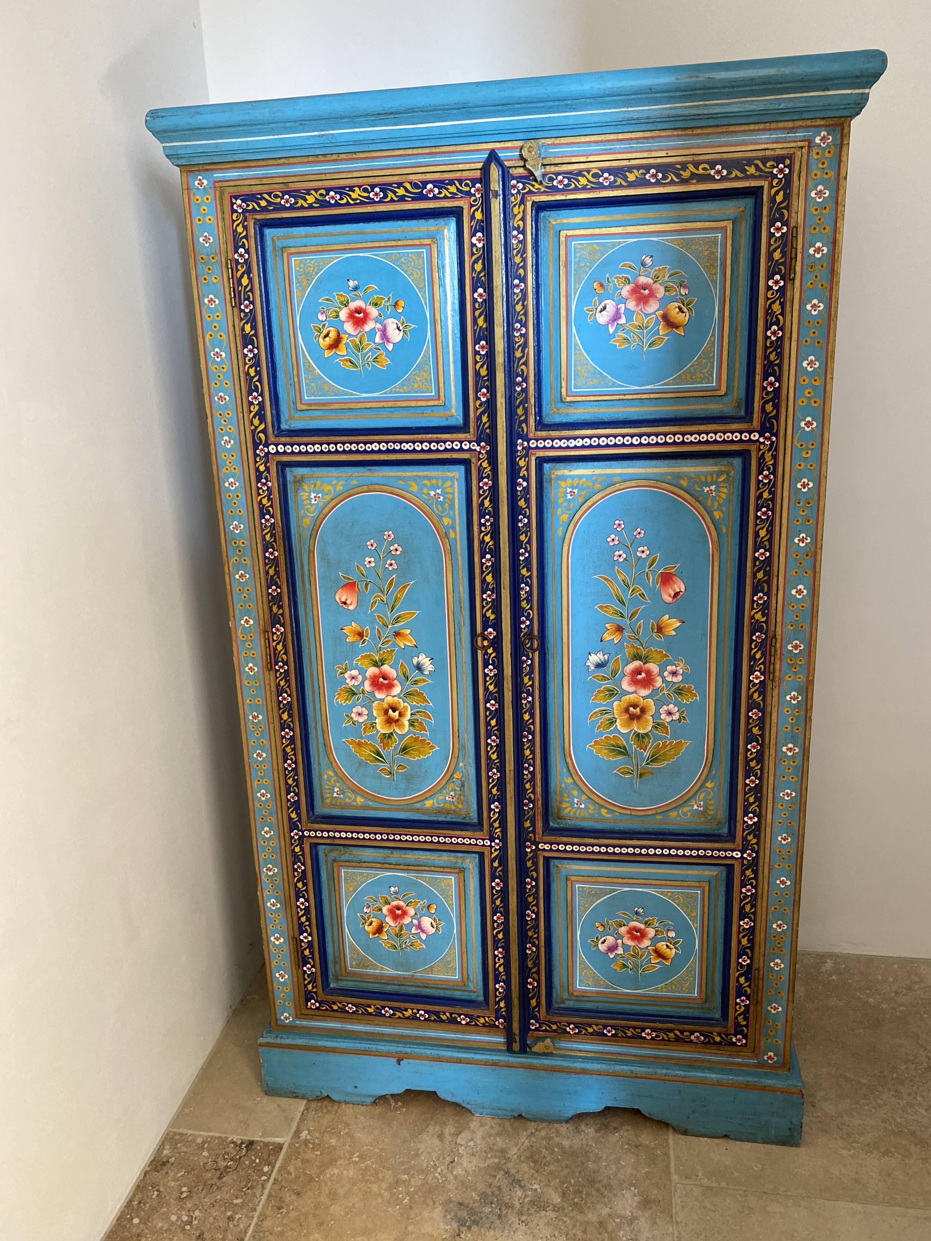Painted cabinet with floral decoration