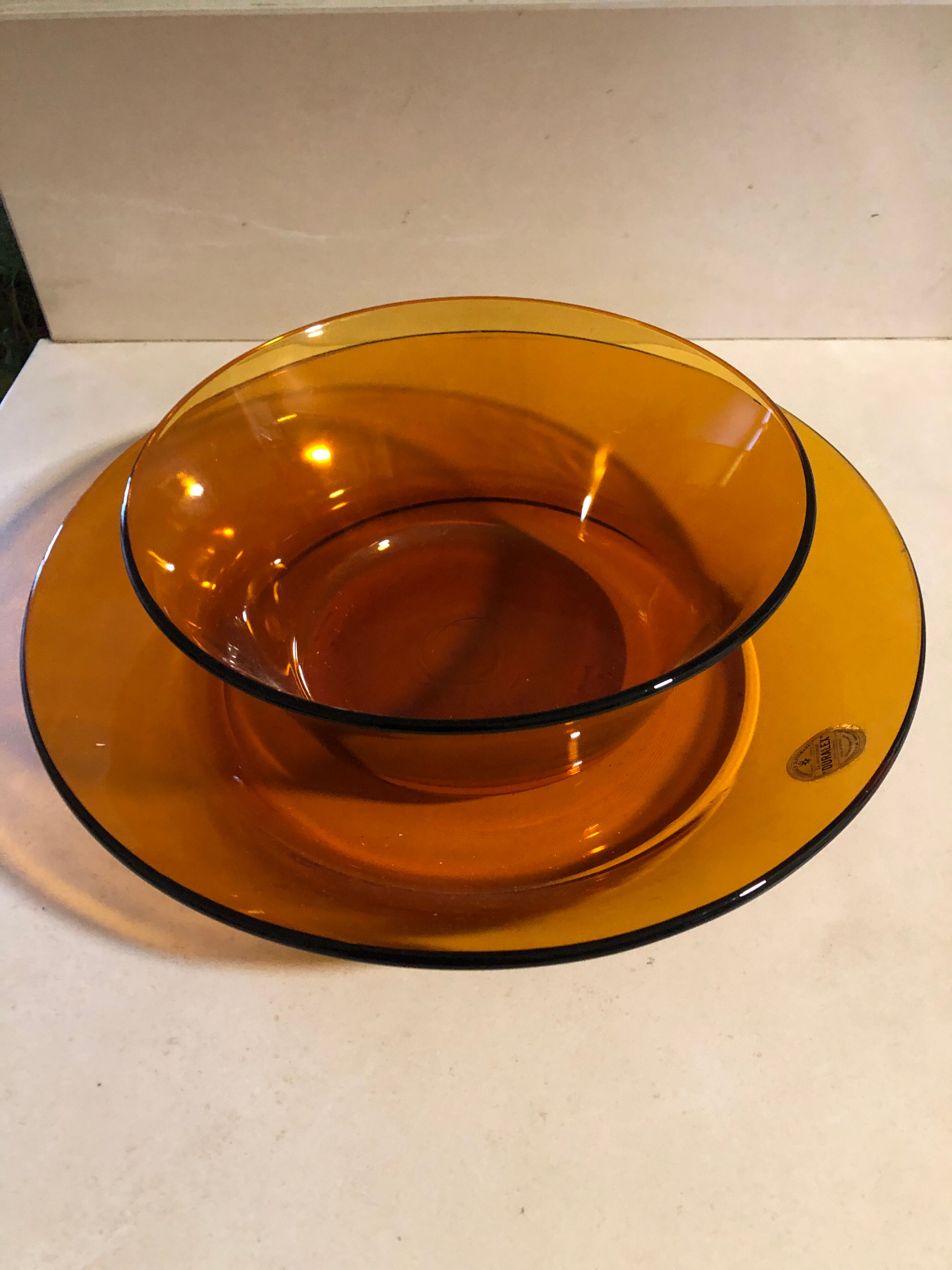 Salad bowl and Duralex dish