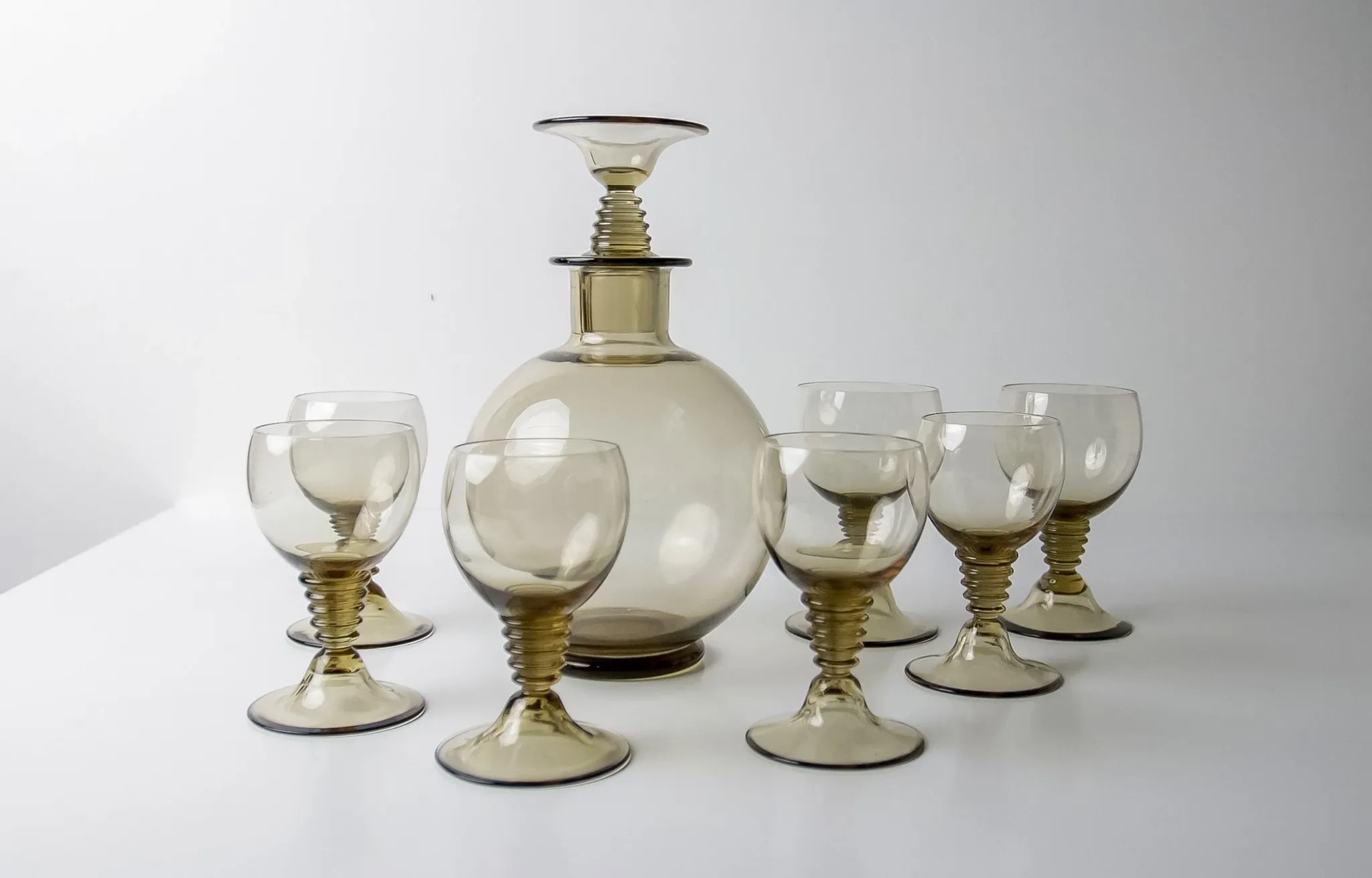 Art deco Traditie decanter with 7 glasses by W.J. Rozendaal – Kristalunie