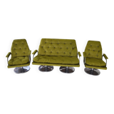 1960s sofa set with 2 seats and 2 armchairs in chartreuse fabric, original metal legs.