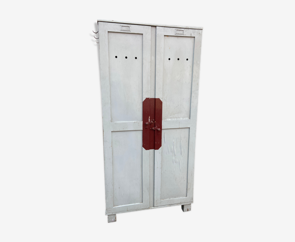 Vestiaire industriel bois 1920