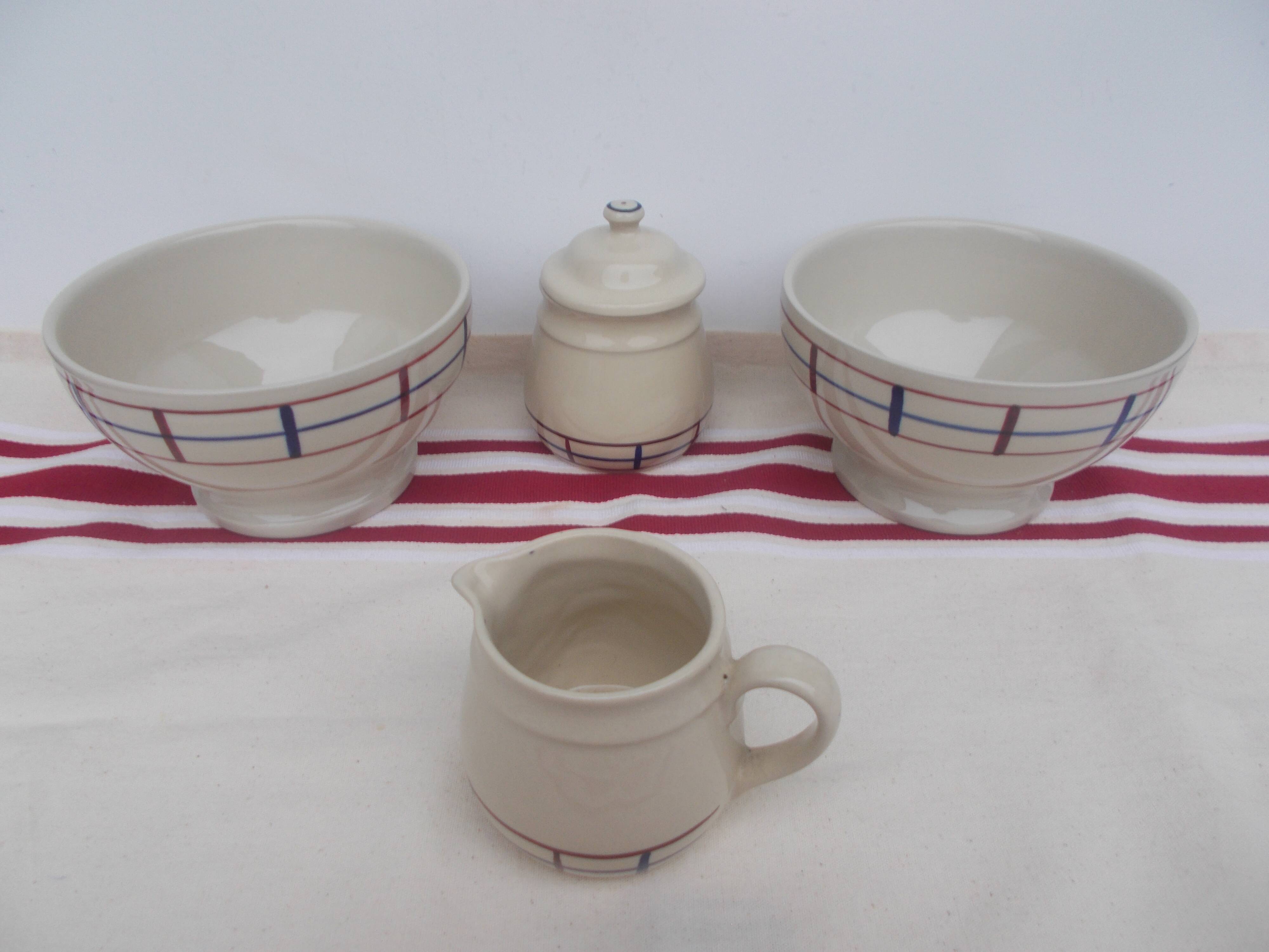 Set of 2 Basque bowls with sugar bowl and milk jug