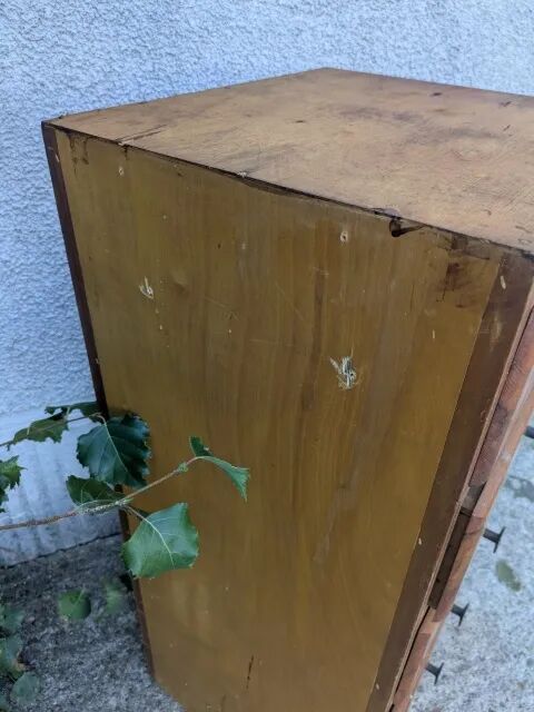 Chiffonnier, semainier