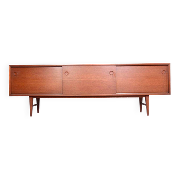 Vintage Scandinavian sideboard in teak.