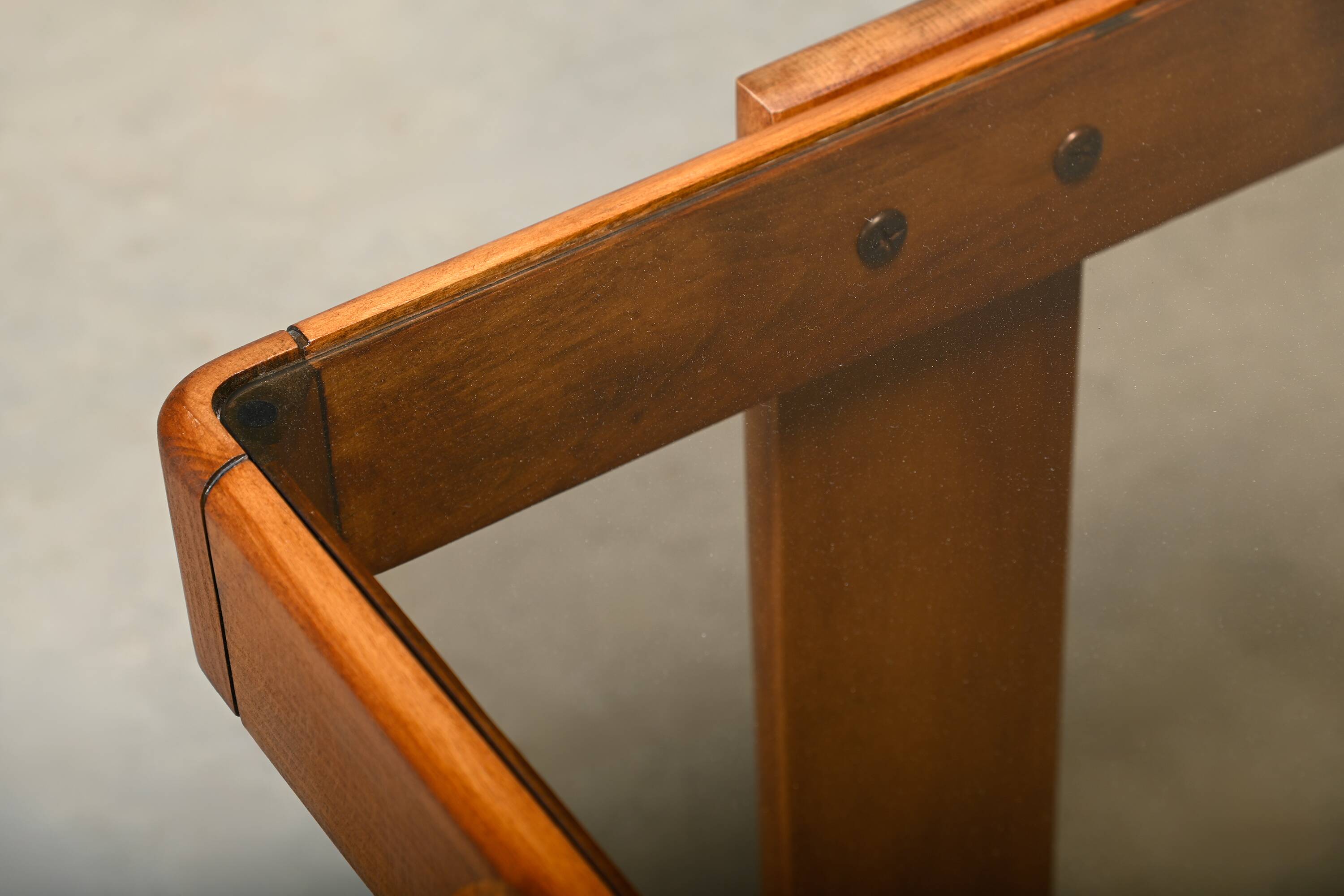 Gianfranco Frattini Nesting Tables in stained wood for Cassina and Meblo, 1