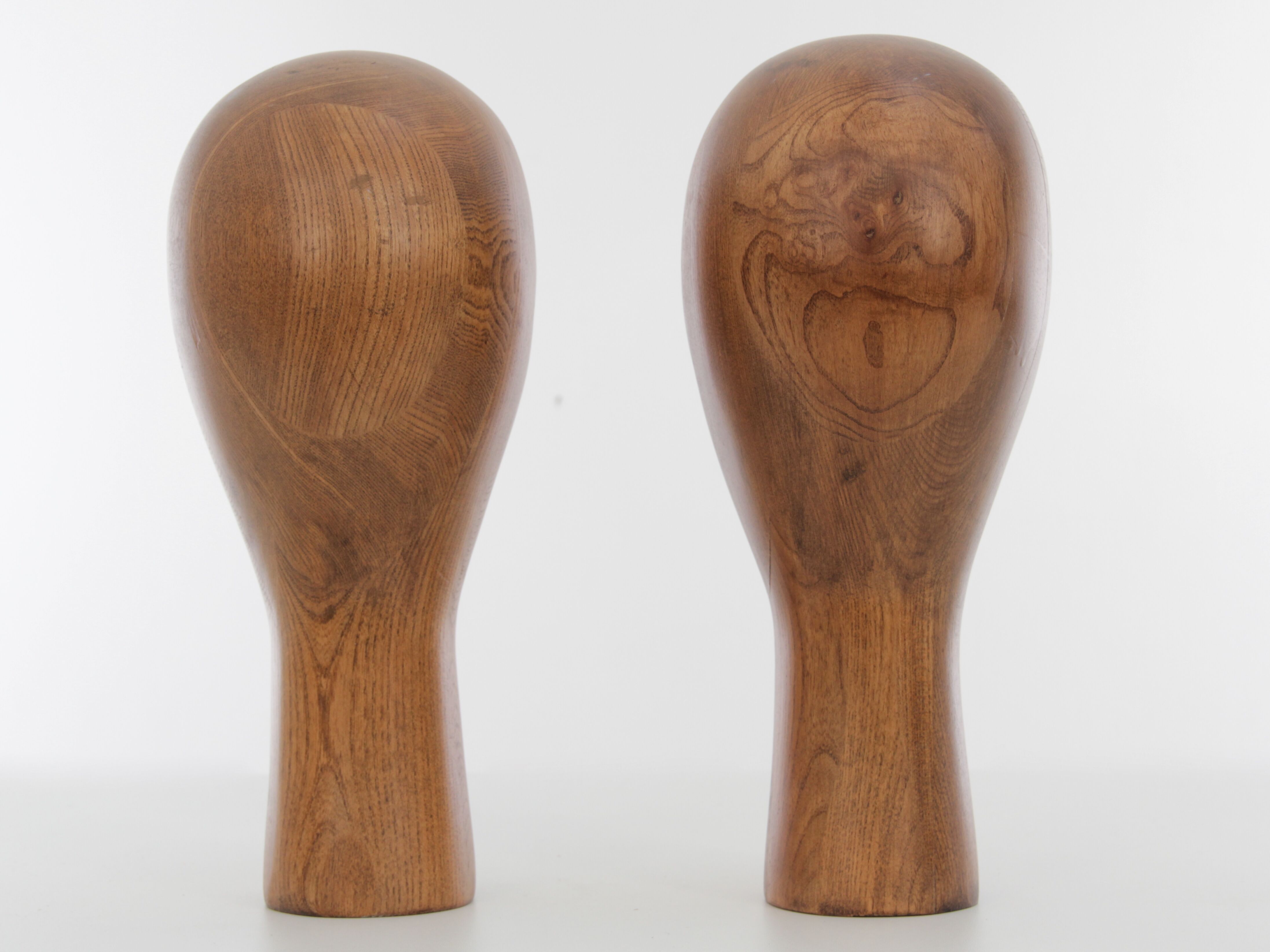 Pair of oak manequin head