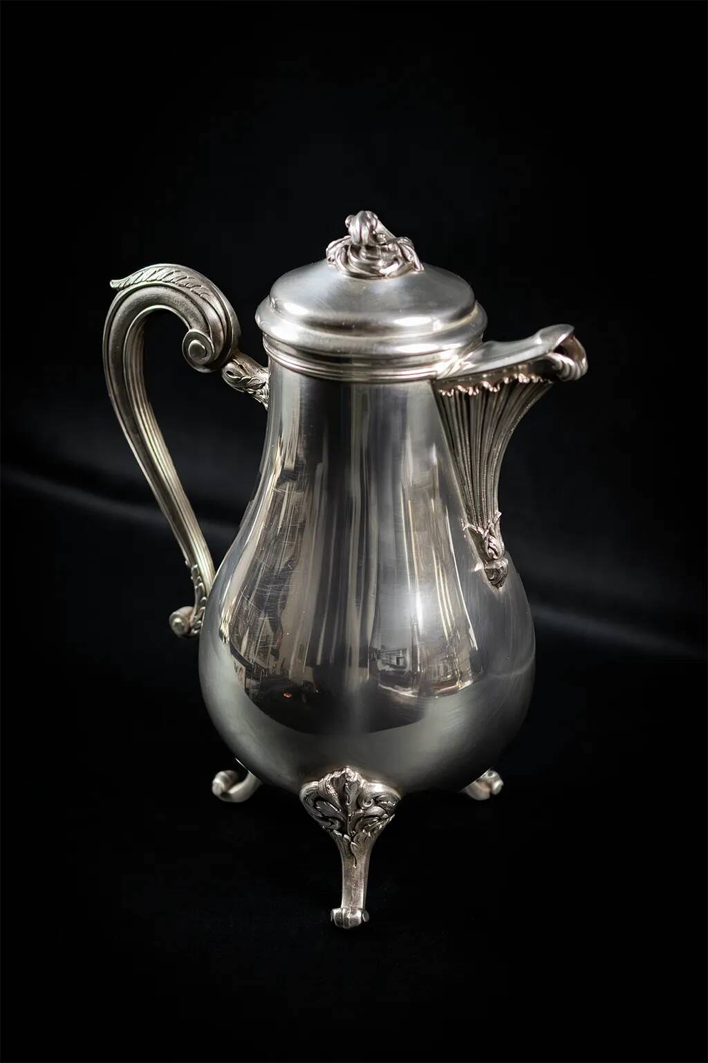 Silver-plated metal verseuse by Christofle, Marly model, Rocaille ornaments.